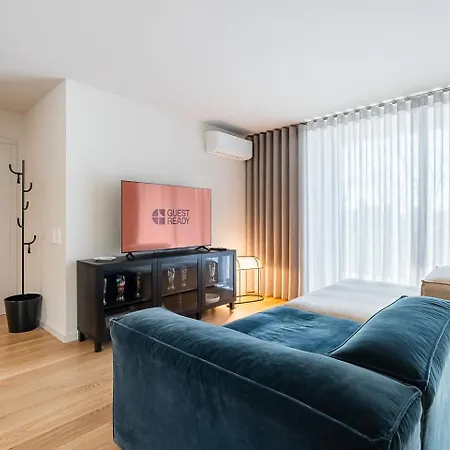 Guestready - Elegant Retreat In Nova De Gaia Daire